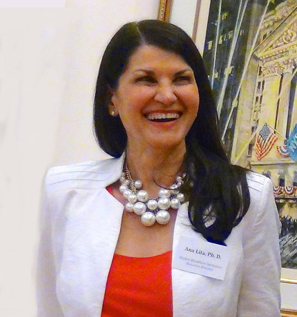 Dr. Ana Lita