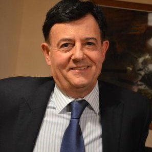 Dr. Daniel Lowy
