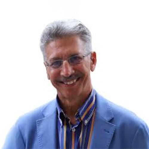 Professor Jos&eacute; Rafael Castro Fuentes