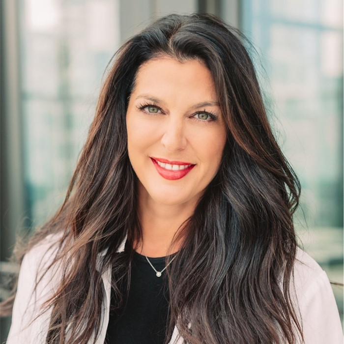 Dr. Louise Hecker