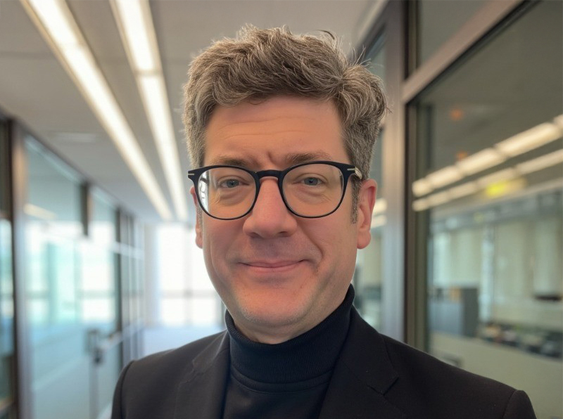 Professor Michael Rossbach