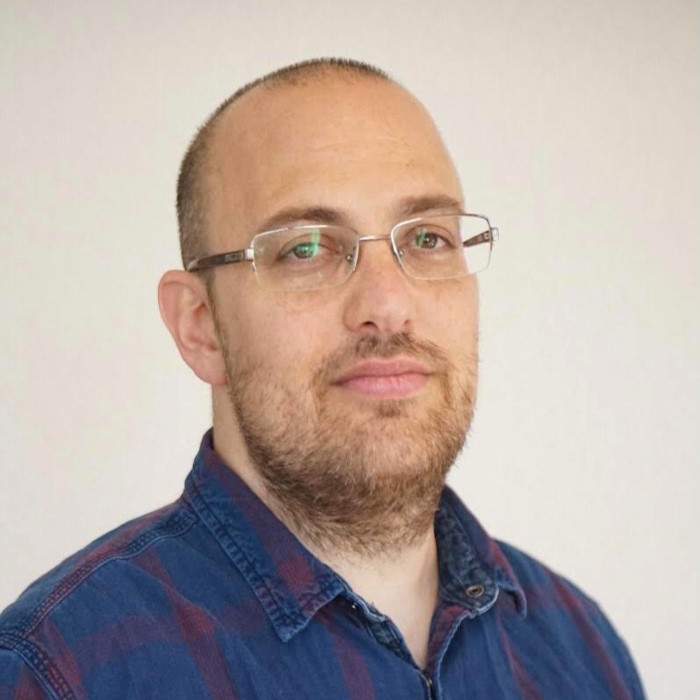 Dr. Shahaf Peleg
