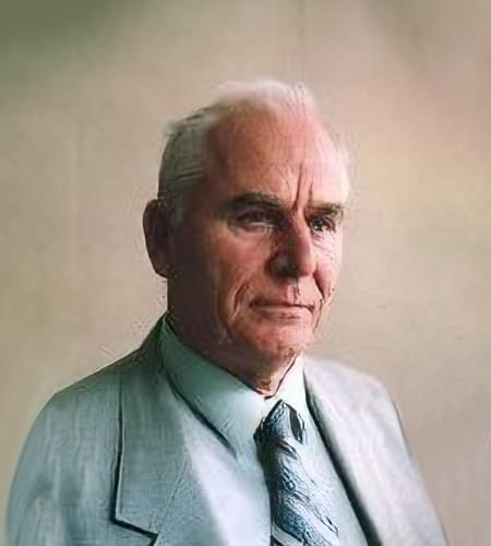 Dr. Stepas Janusonis