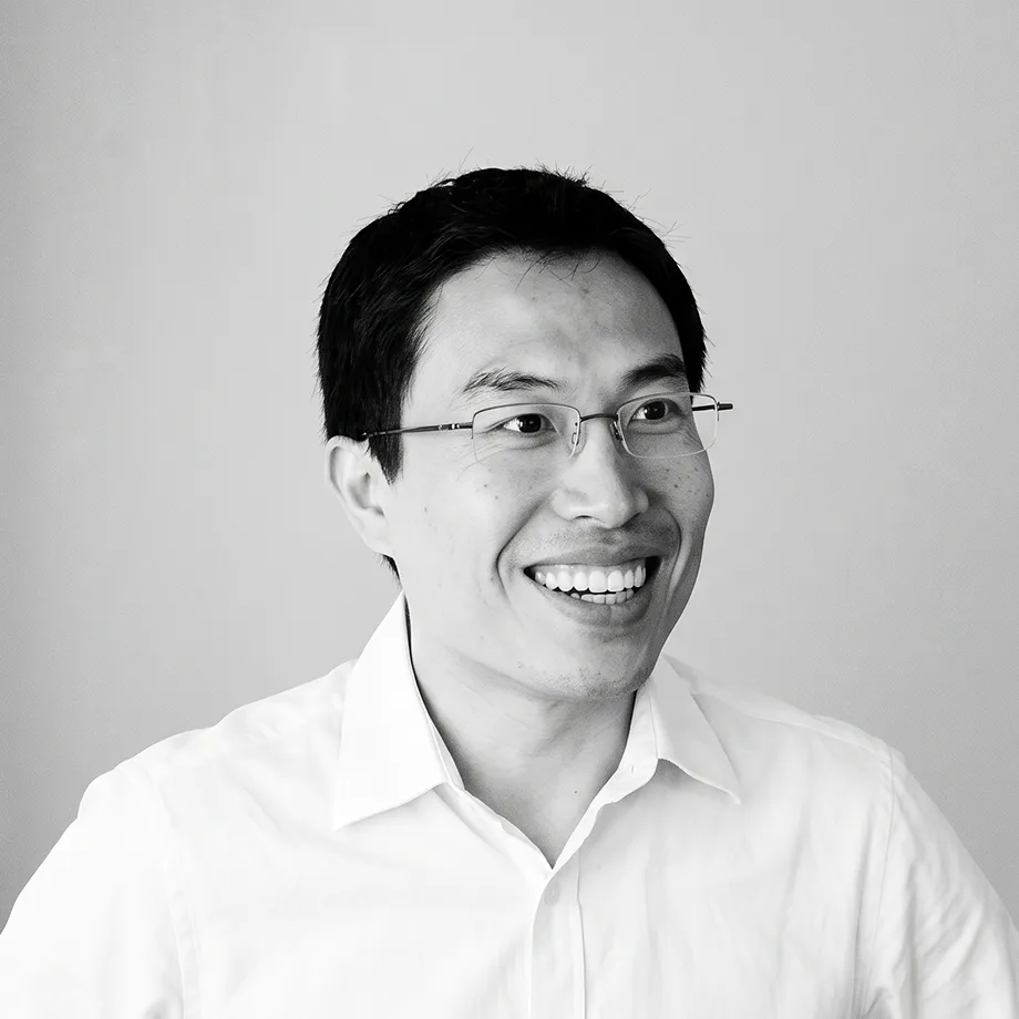 Dr. Xinjian Zhou